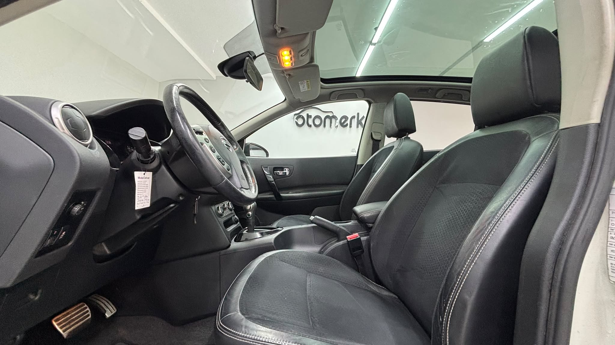 NISSAN QASHQAI 19